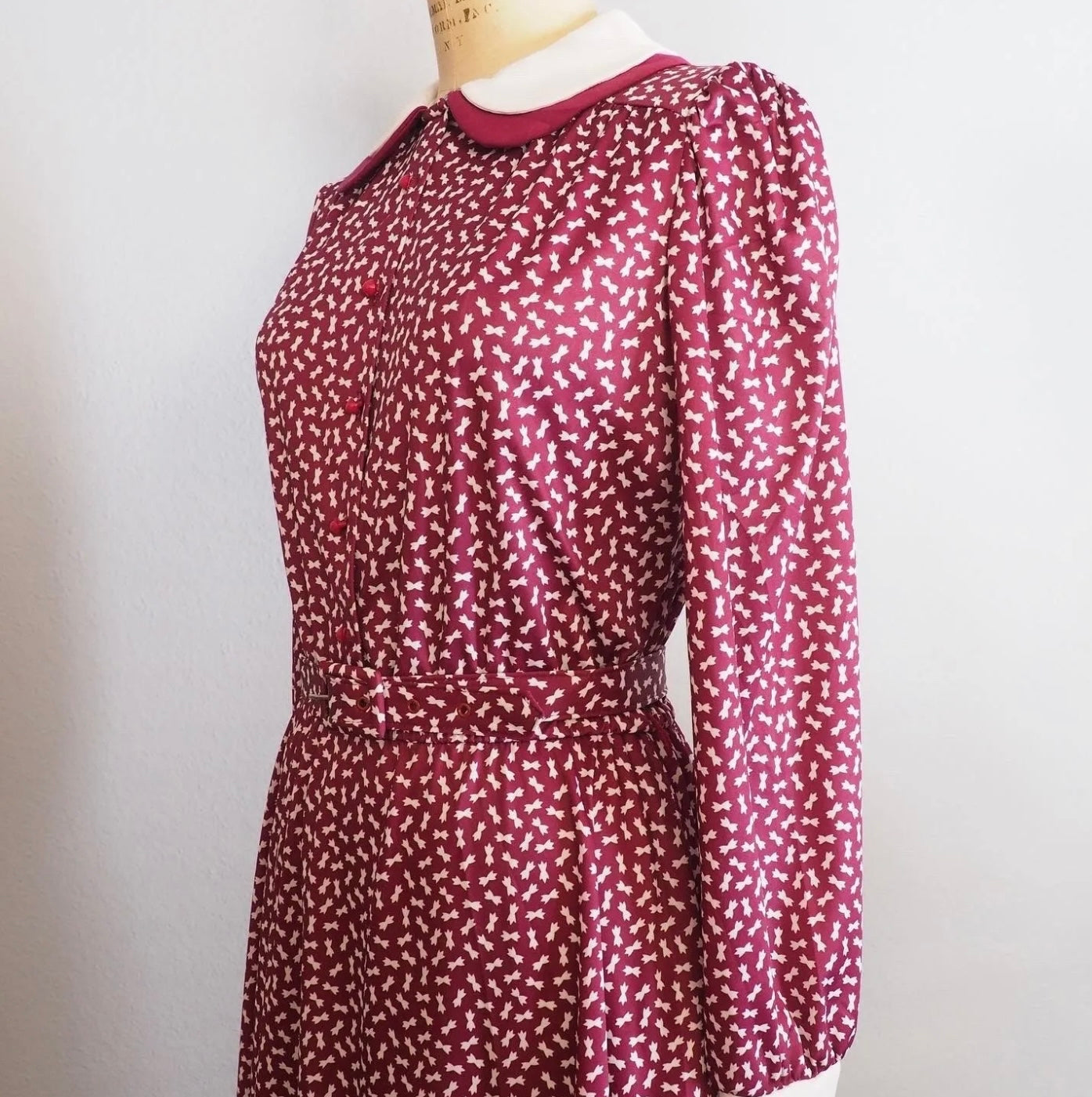 1970’s Bow Print dress—L/XL