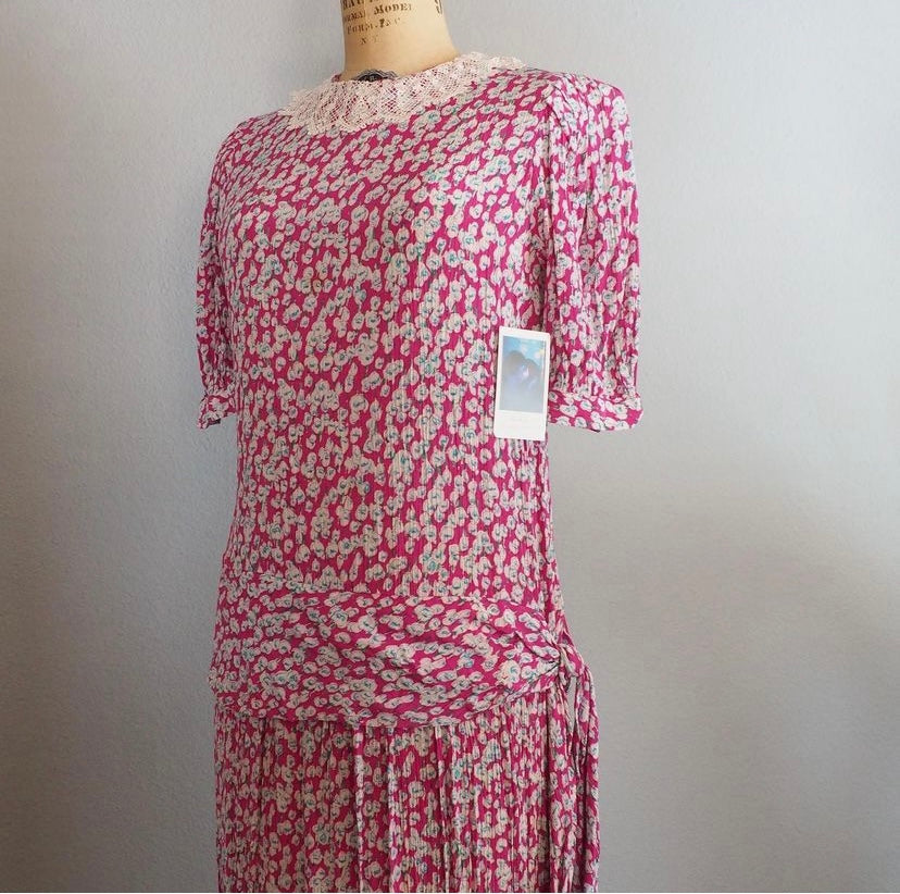 1970’s flapper style dress—S/M