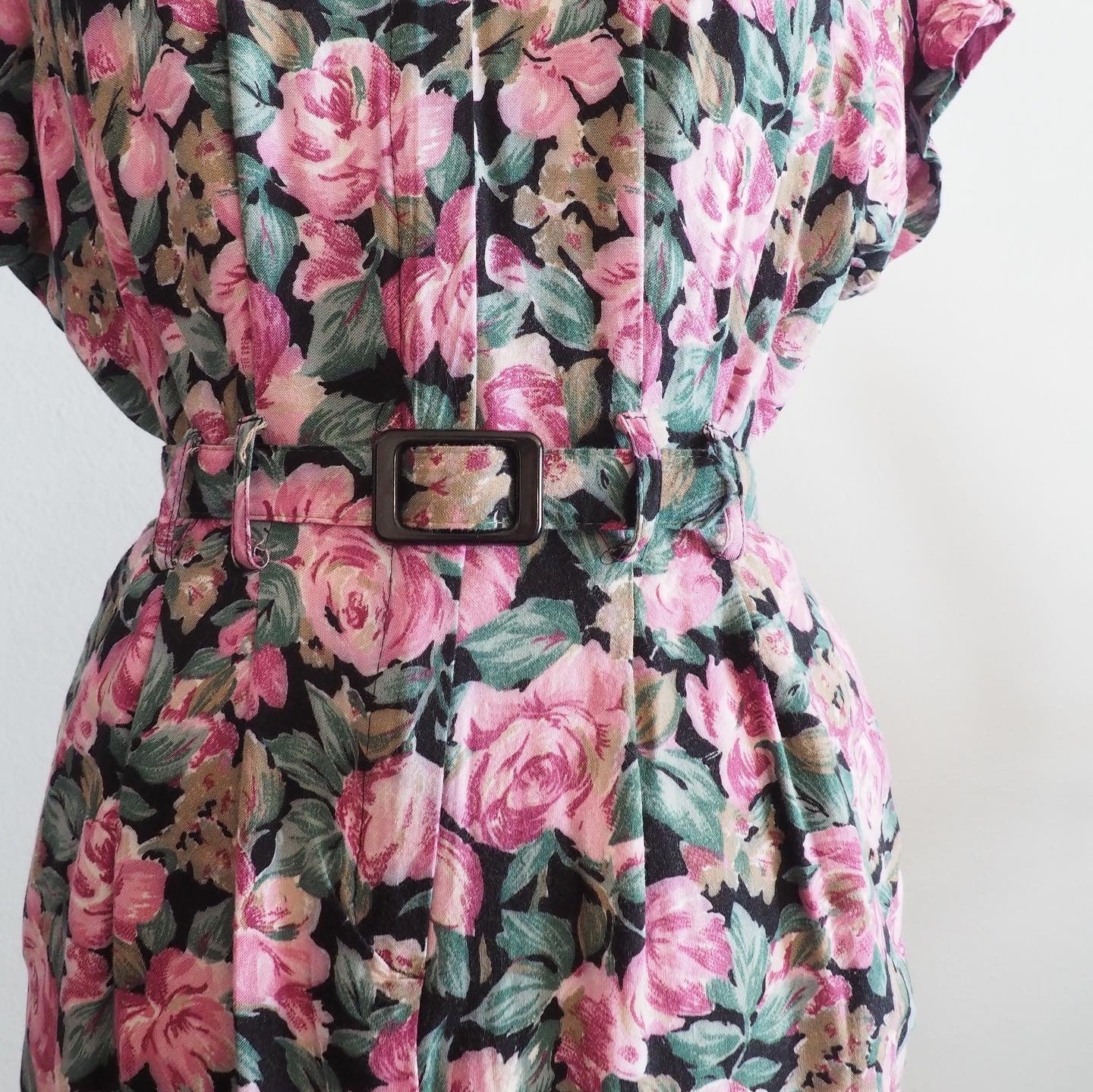 1980’s does 40’s floral dress—S/M