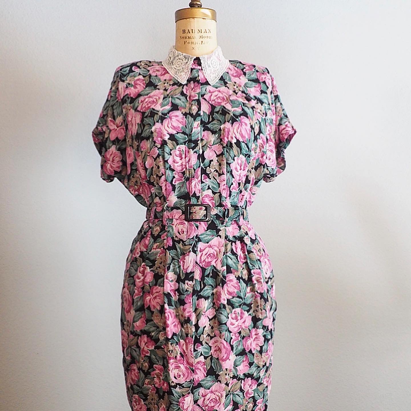 1980’s does 40’s floral dress—S/M