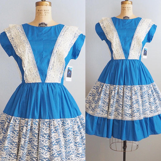 1950’s patio style dress—S/M